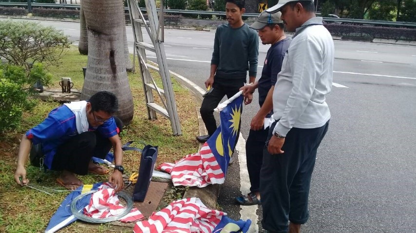 Pemasangan Bendera Kebangsaan